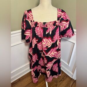 Who What Wear women’s size XL Pink&Black Serengeti Palm Front Puff Sleeve
